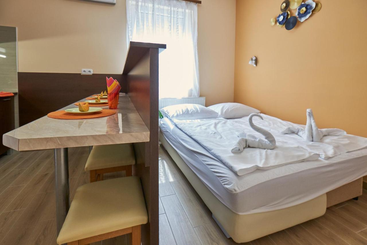 Amulett Comfort Apartment Hajdúszoboszló Exterior foto